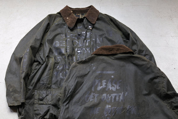 旧衣服升级再造的限定商品“STENCIL Barbour JACKET”“BEDALE”