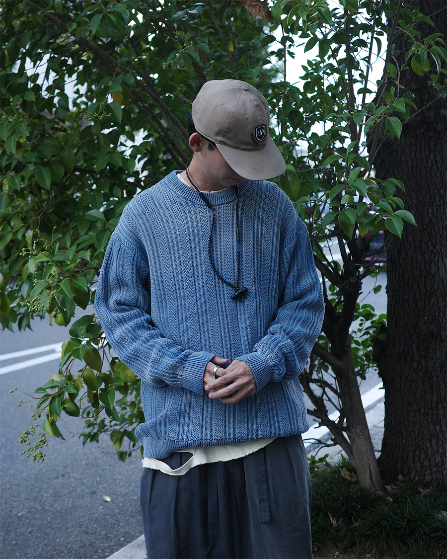 ANACHRONORM ダイド クルーニット ライトネイビー | 強撚コットンニット 2種編地 染色 退色加工 立体感 ホームクリーニング可