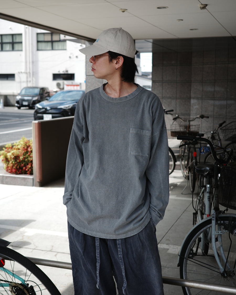 ANACHRONORM ピグメントダイ ポケット ロングスリーブTシャツ グレー | コットン天竺 特殊顔料染め オリジナルカラー ローゲージ