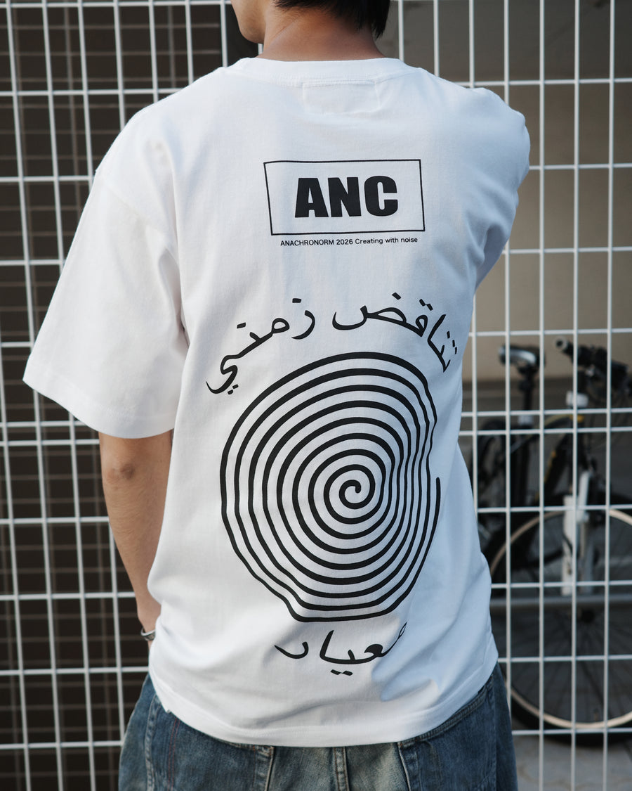ANACHRONORM ヴォルテックス プリント 半袖Tシャツ ホワイト | 90年代 音楽カルチャー グラフィック 渦 コットン100%
