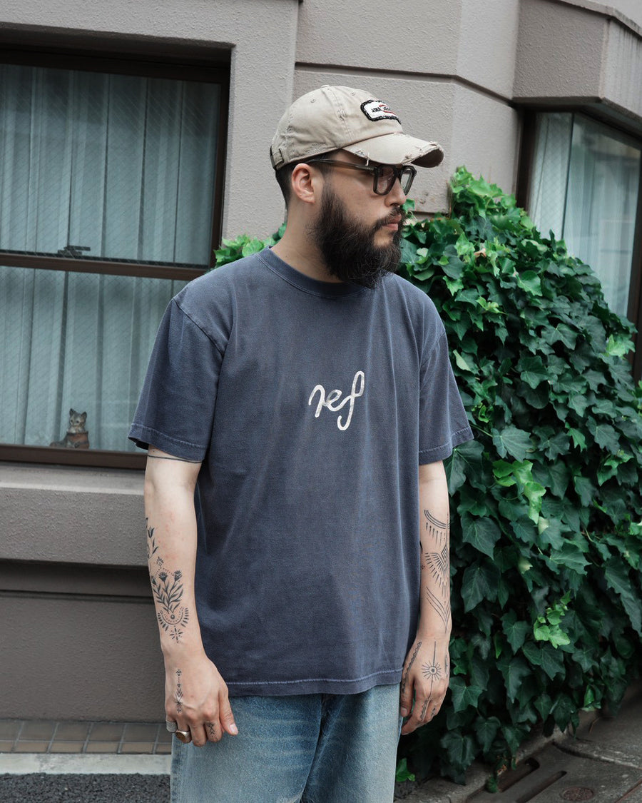 ANACHRONORM REF プリントTシャツ ネイビー | 5.6oz天竺 顔料染め REFプリント ライフスタイル 日本製