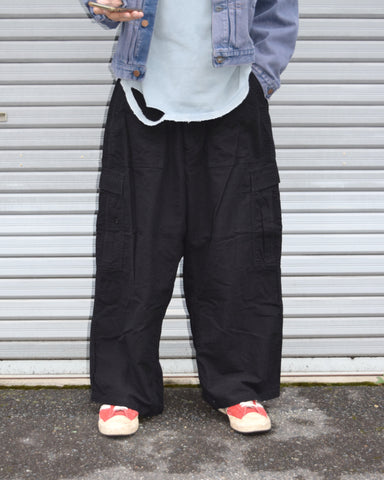 ANACHRONORM コットンスウェード ワイド ベイカー 6Pパンツ ブラック | セミスウェード 両面起毛 ストーンバイオウォッシュ カーゴポケット ワイドシルエット 日本製