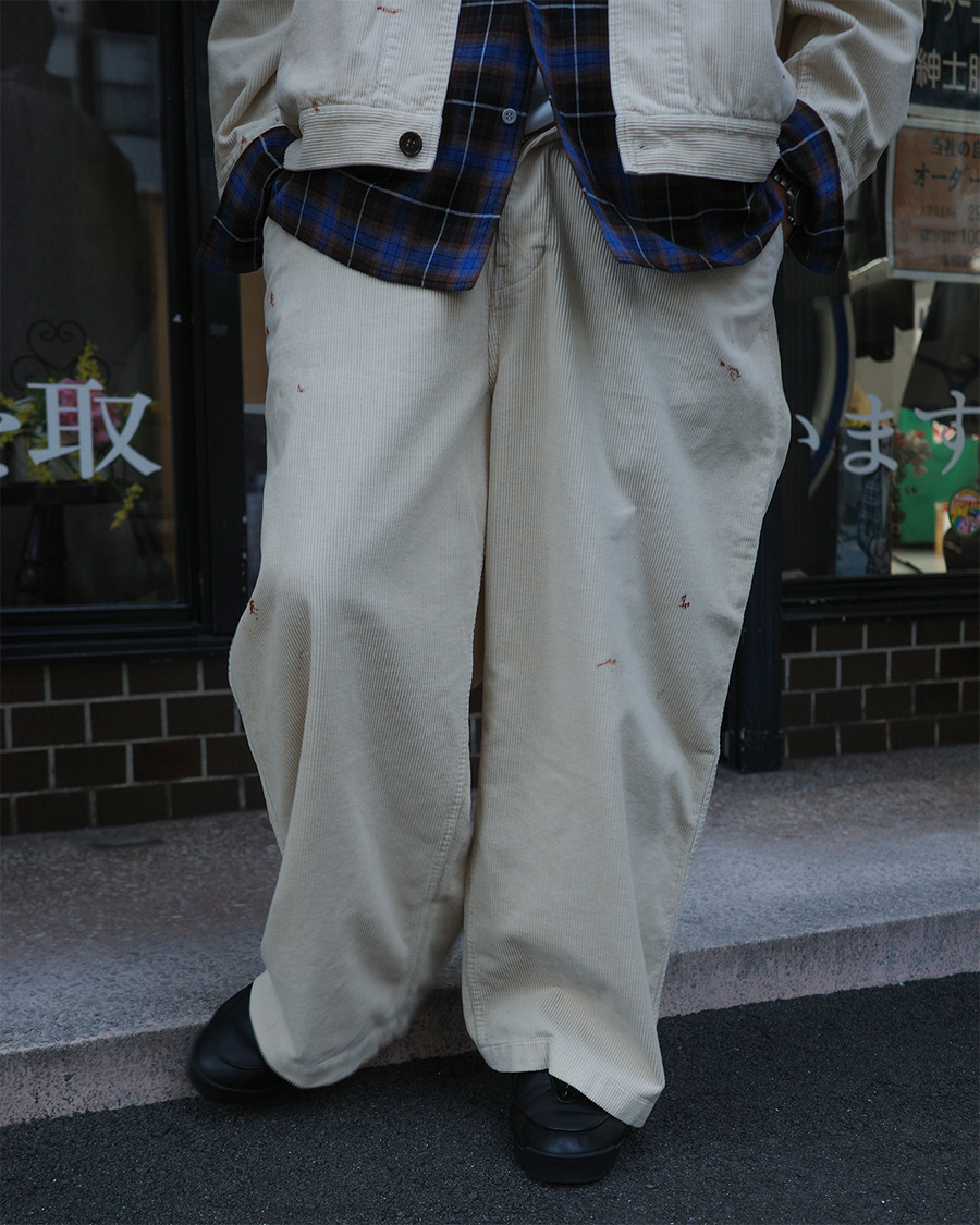 ANACHRONORM コーデュロイ タック ワイドパンツ キナリ | コーデュロイ フロントタック 陰影 素材再構築 一点一点 日本製