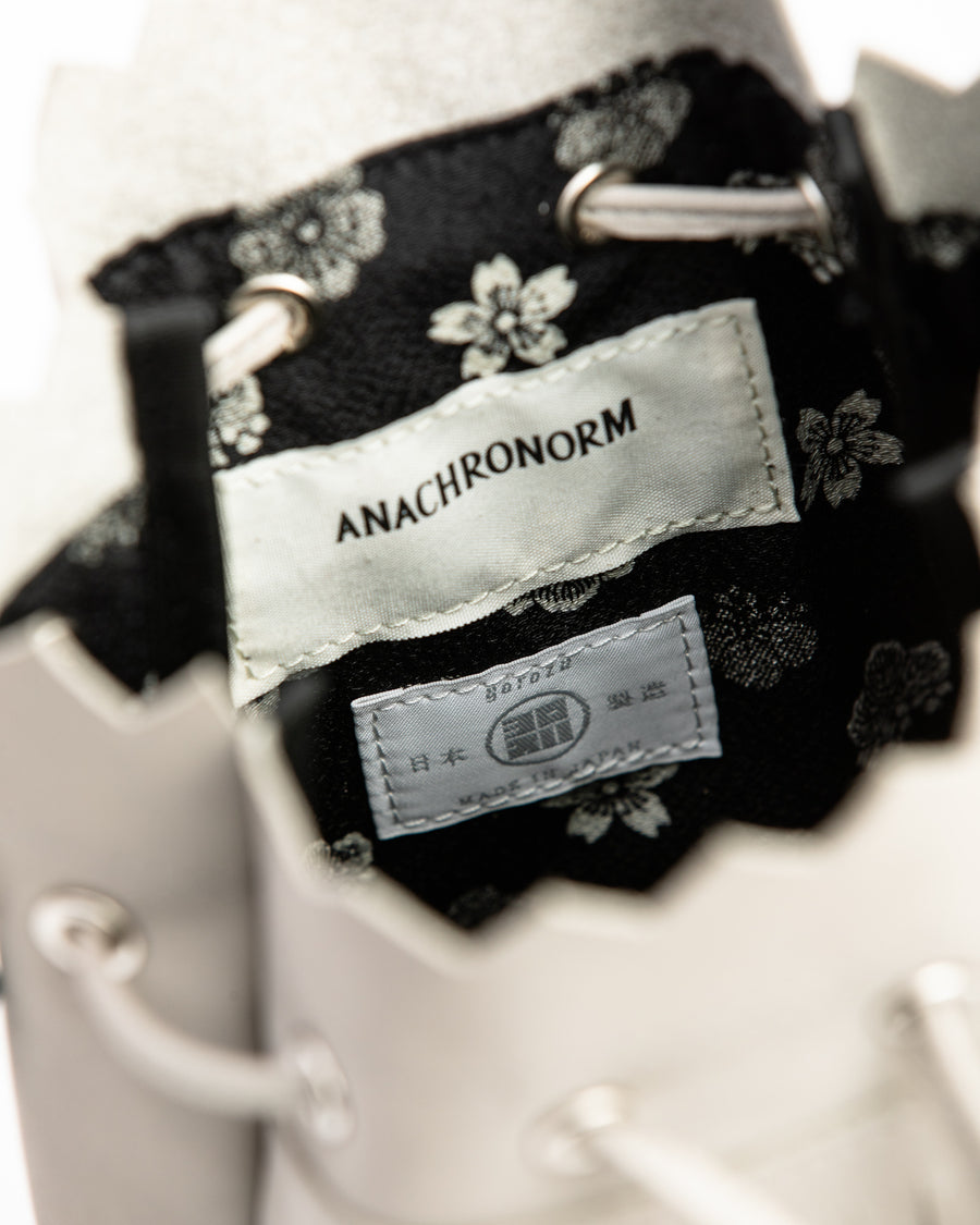 ANACHRONORM×YOROZU W.M.B ワイズメディスンバック グレー | カウレザー 姫路産 混合鞣 二越ちりめん裏地 天然石 フリンジ 日本製