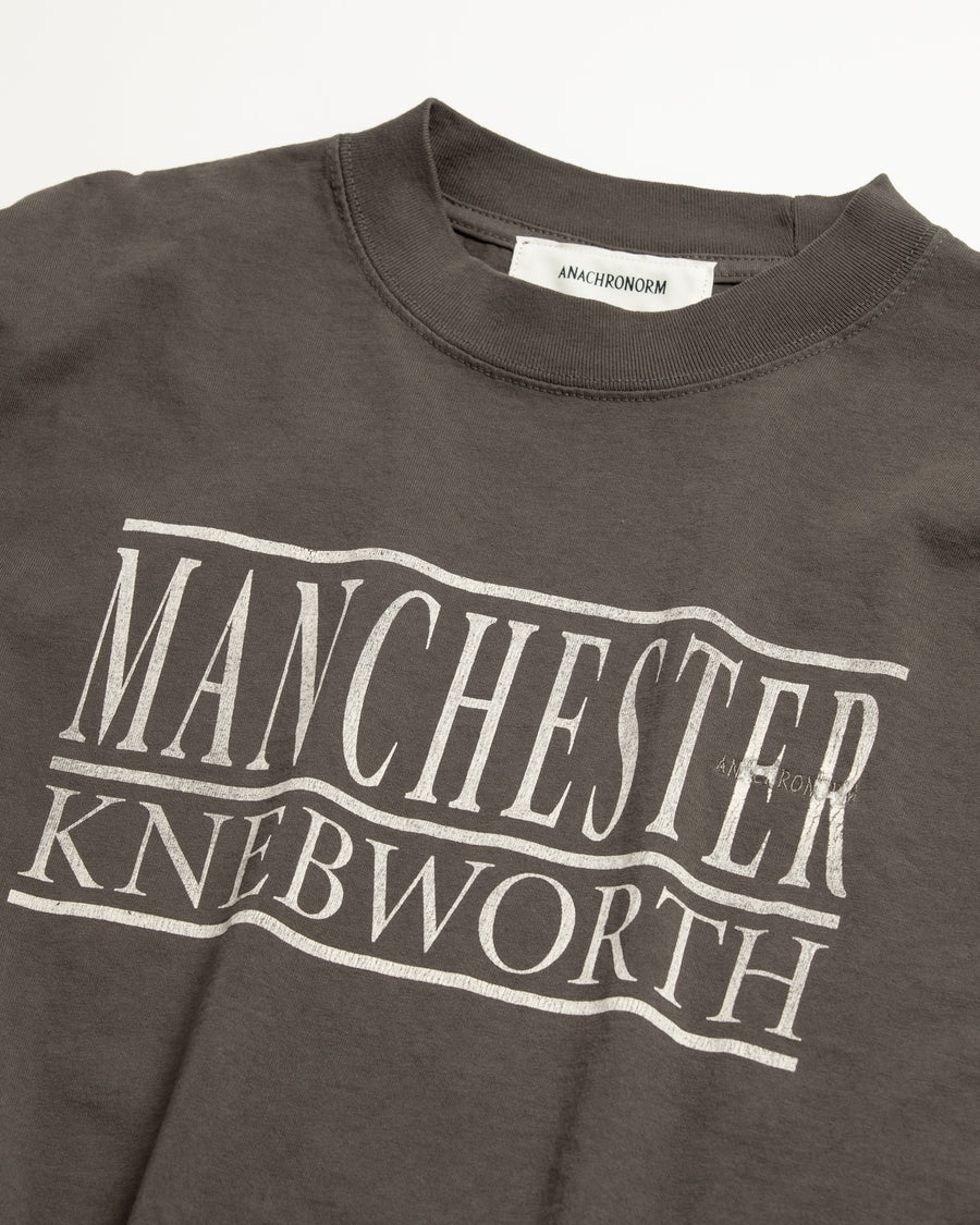 ANACHRONORM スーベニア ロングスリーブTシャツ モカ | 7.5oz オープンエンド糸 顔料染め マンチェスター ネブワース 90sカルチャー