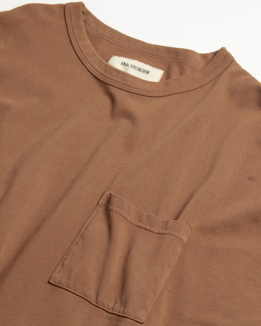 ANACHRONORM モスステッチ ポケット ロングスリーブTシャツ ブラウン | 40/2カノコ 超長綿 硫化染め シルク光沢 ドレープ 日本製
