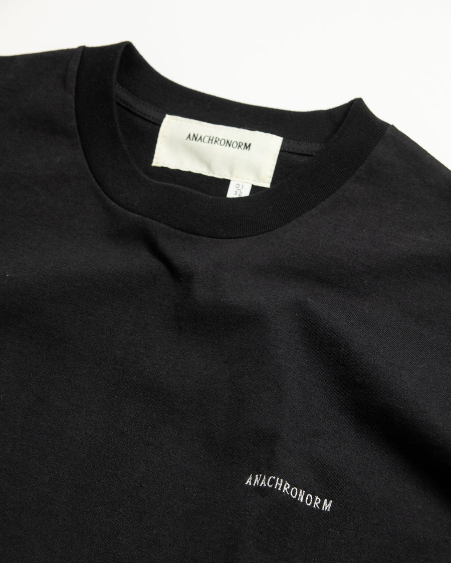 ANACHRONORM スタンダード EMB ロングスリーブTシャツ ブラック | ステイフレッシュコットン 抗菌防臭 抗ウイルス 左胸刺繍 リジット