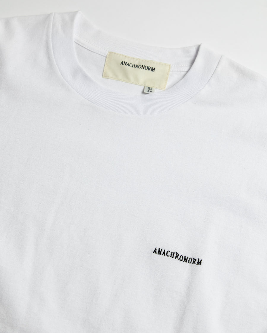 ANACHRONORM スタンダード EMB ロングスリーブTシャツ ホワイト | ステイフレッシュコットン 抗菌防臭 抗ウイルス 左胸刺繍 リジット
