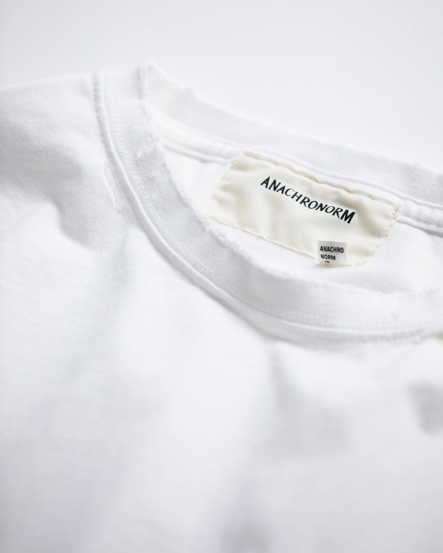 EMBROIDERY DAMAGED S/S T-S WHITE