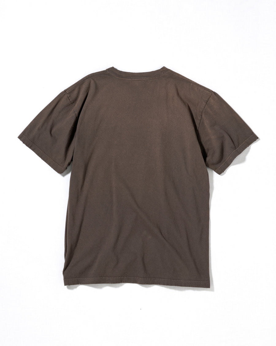 ANACHRONORM フレーム グラフィックTシャツ ダスティブラウン | 5.6oz天竺 アメリカンカルチャーモチーフ 特殊染色 変色加工 一点一点