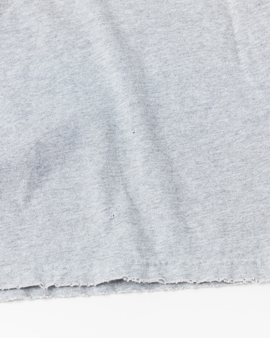 ANACHRONORM ダメージ エンブロイダリー ショートスリーブTシャツ ミックスグレー | 5.6oz 天竺 ヘビーウェイト 硫化染め サステナブルブリーチ ダメージ加工 ワンポイント刺繍 一点一点