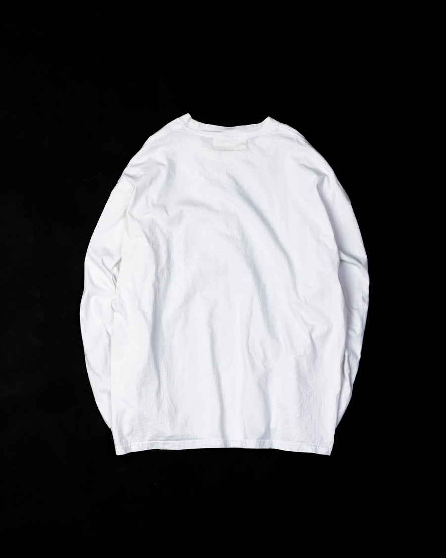 ANACHRONORM スペースニードル ダメージ ロングスリーブTシャツ ホワイト | ステイフレッシュコットン サステナブルブリーチ ステンシルプリント 左胸刺繍 一点一点