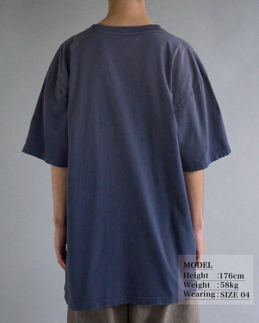 ANACHRONORM ダイド カスタムカー グラフィックTシャツ ダスティネイビー | 5.6oz天竺 アメリカンカルチャーモチーフ 特殊染色 変色加工 一点一点