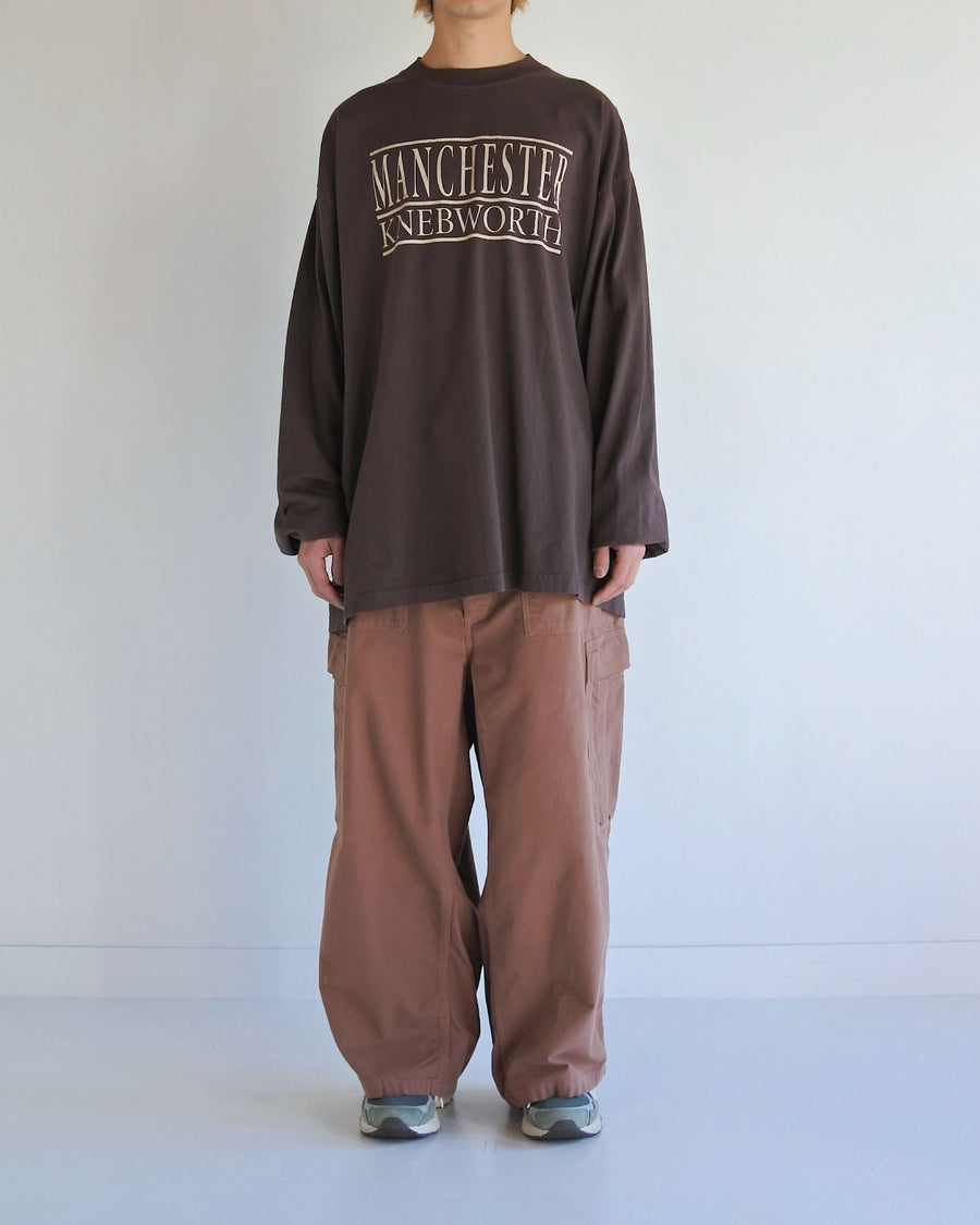 ANACHRONORM スーベニア ロングスリーブTシャツ モカ | 7.5oz オープンエンド糸 顔料染め マンチェスター ネブワース 90sカルチャー