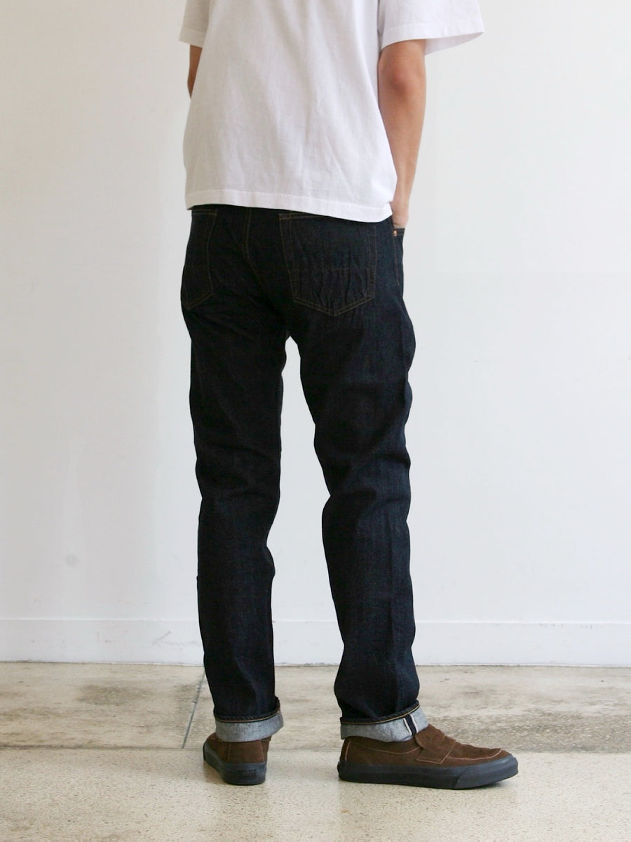 ANACHRONORM NM-5P02 ベーシック スリムジーンズ TYPE-γ インディゴ ワンウォッシュ | 13.5oz セルビッチデニム ナチュラルインディゴ ロープ染色 力織機 赤シングルステッチ 日本製
